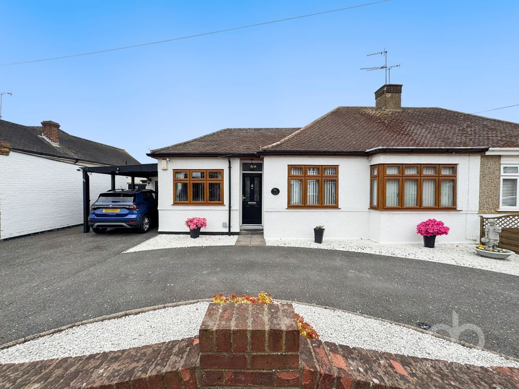 Property photo 2 of 34 02