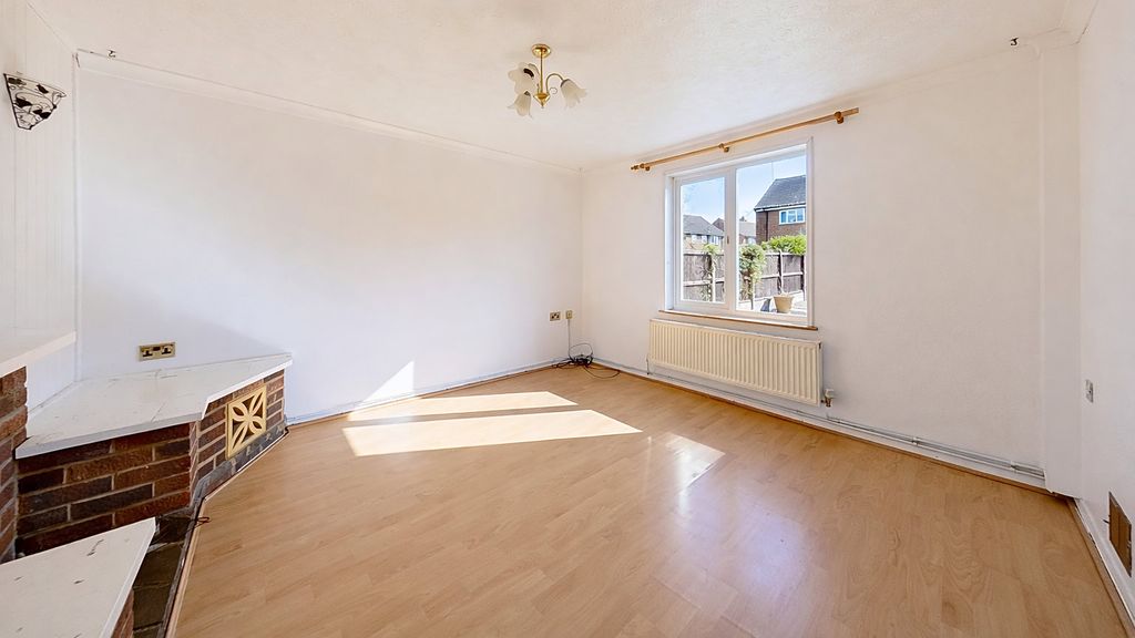 Property photo 3 of 14