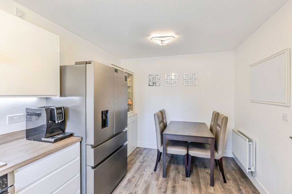 Property photo 3 of 23 Kitchen Diner