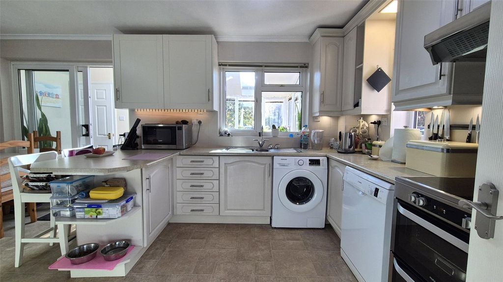 Property photo 3 of 22 Picture No. 04