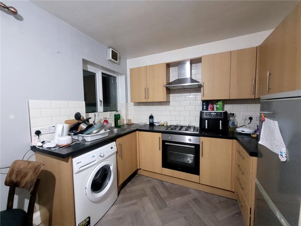 Property photo 3 of 4 Kitchen/Dining