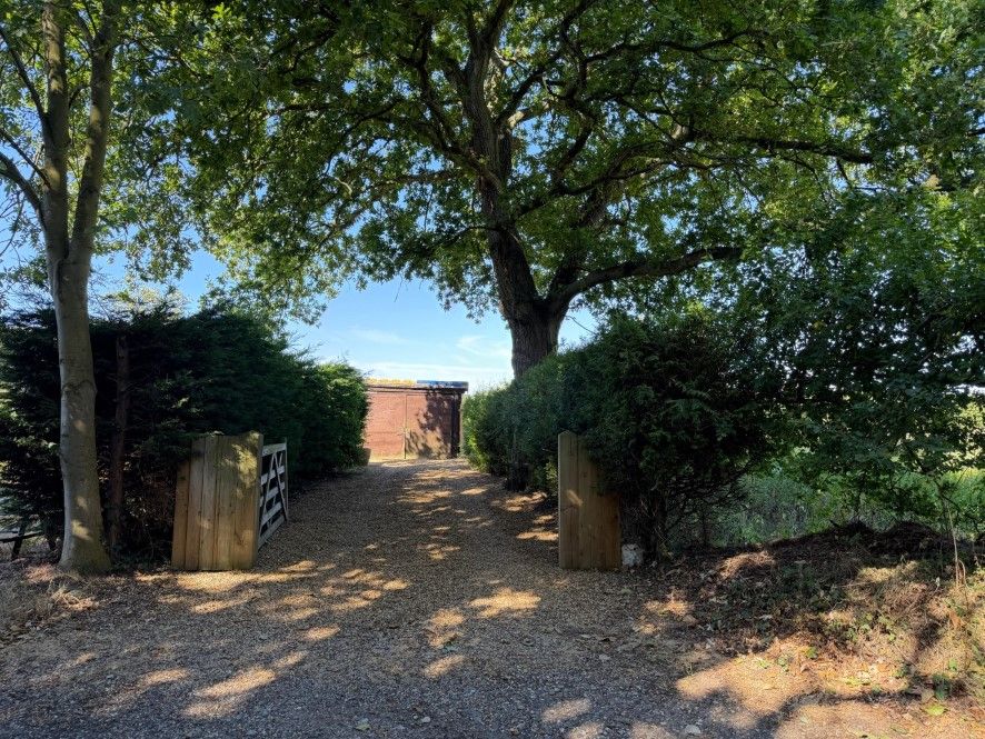 Property photo 2 of 11