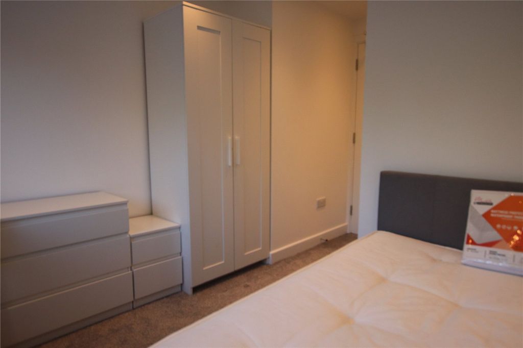 Property photo 1 of 18 Picture No. 04