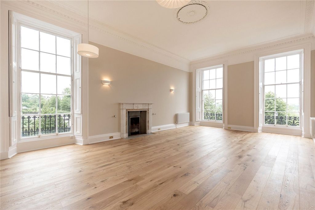 Property photo 3 of 12 Picture No. 07