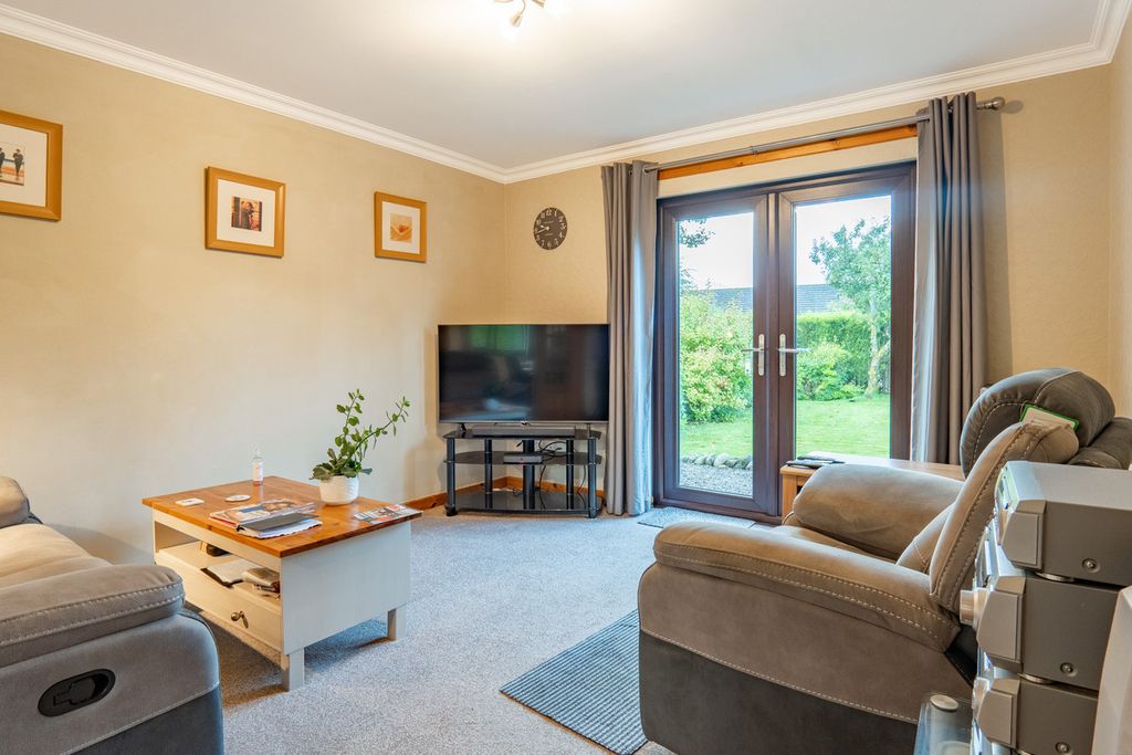 Property photo 2 of 47