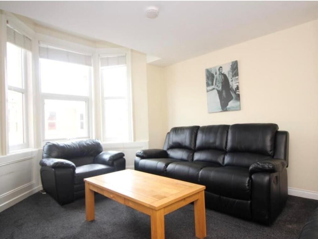 Property photo 1 of 11 Lounge.Jpg