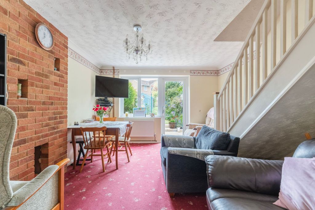 Property photo 3 of 13