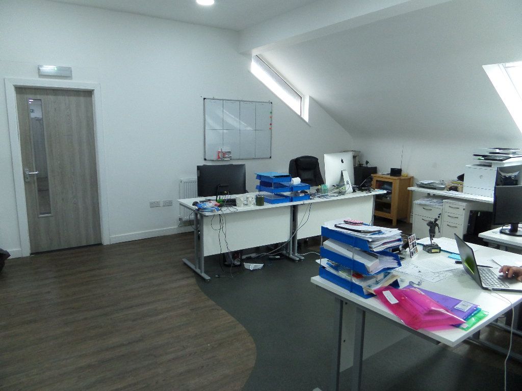Property photo 3 of 7