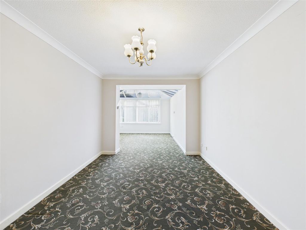 Property photo 3 of 14 Cam05193G0-Pr0057-Still009.Jpg