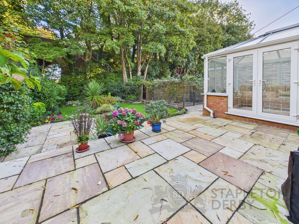 Property photo 3 of 32