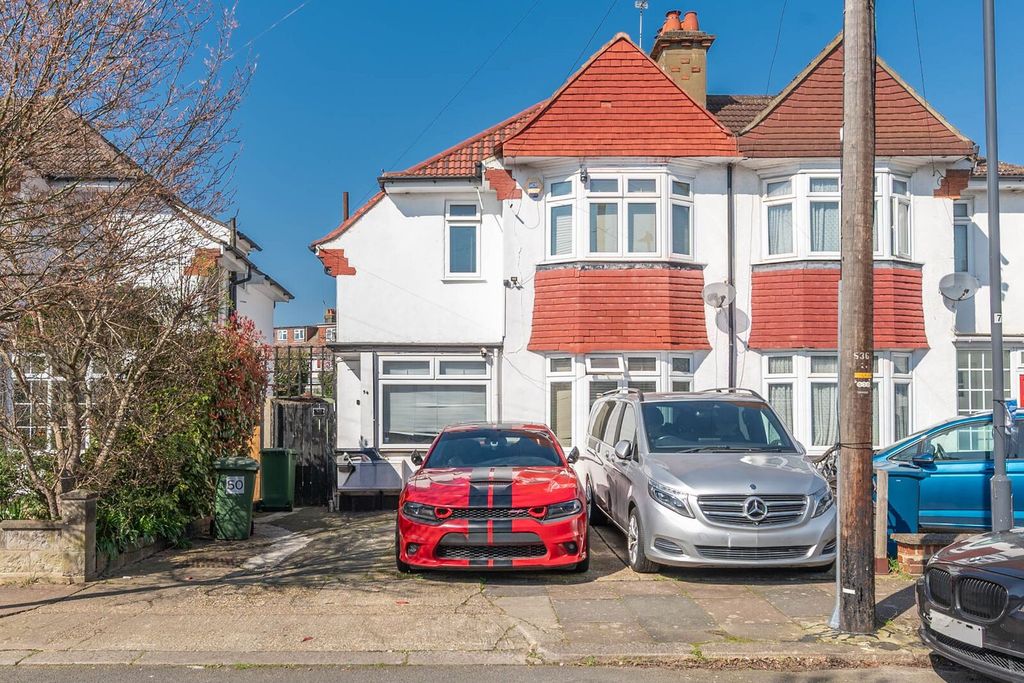 Property photo 1 of 13