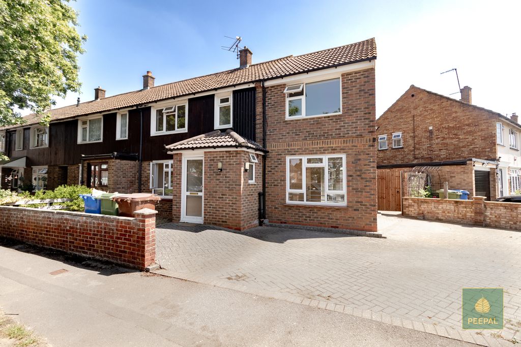 Property photo 1 of 18