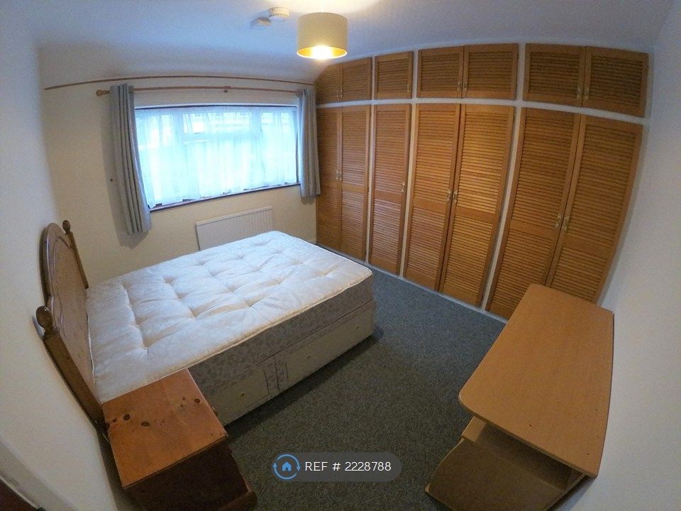 Property photo 1 of 10 Clean Double Room