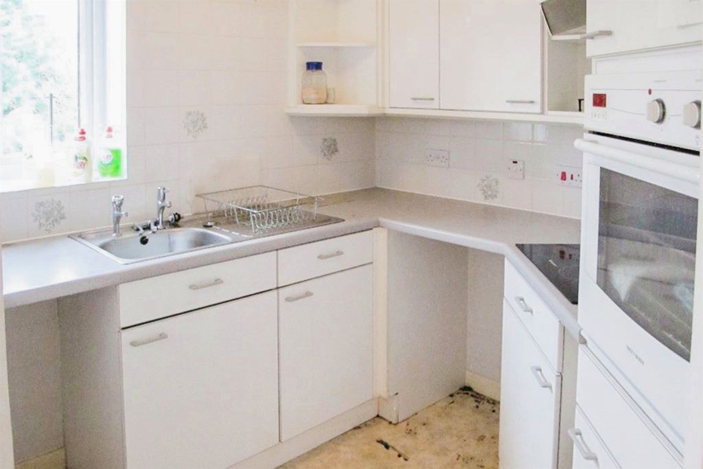 Property photo 3 of 9