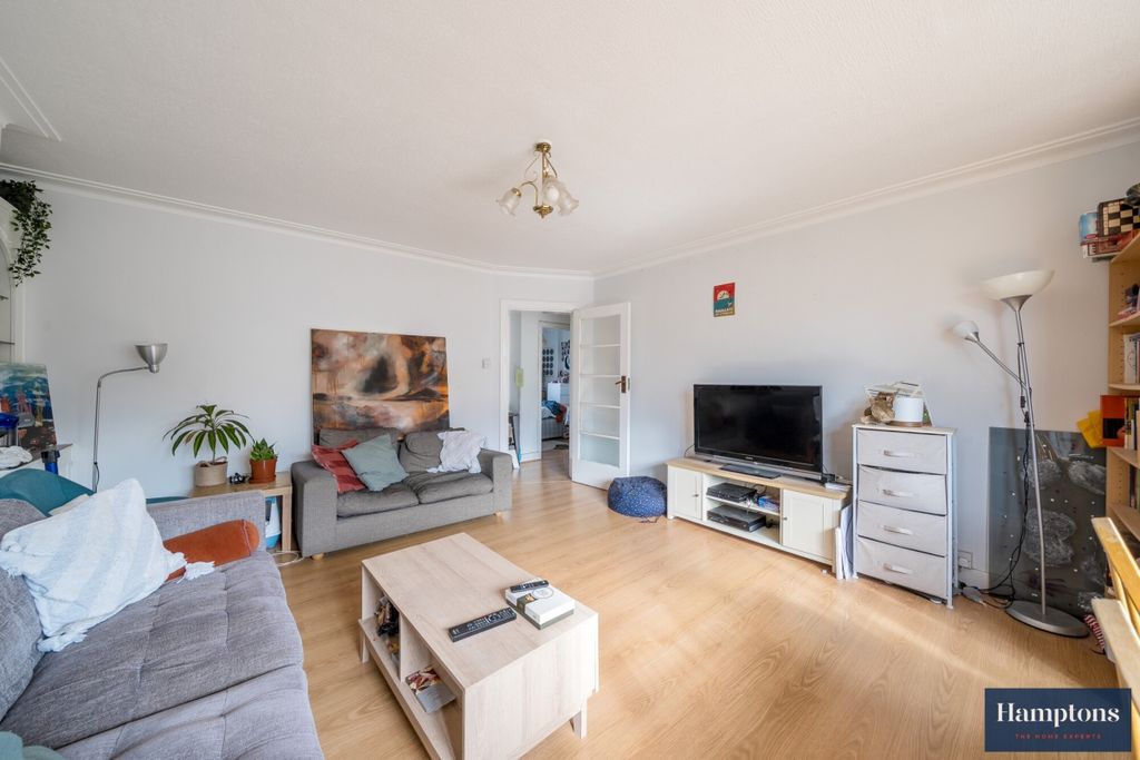 Property photo 2 of 11 d46B18Cb-4491-425...