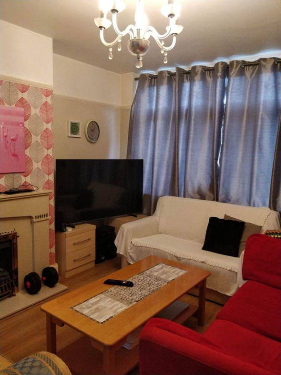 Property photo 3 of 10