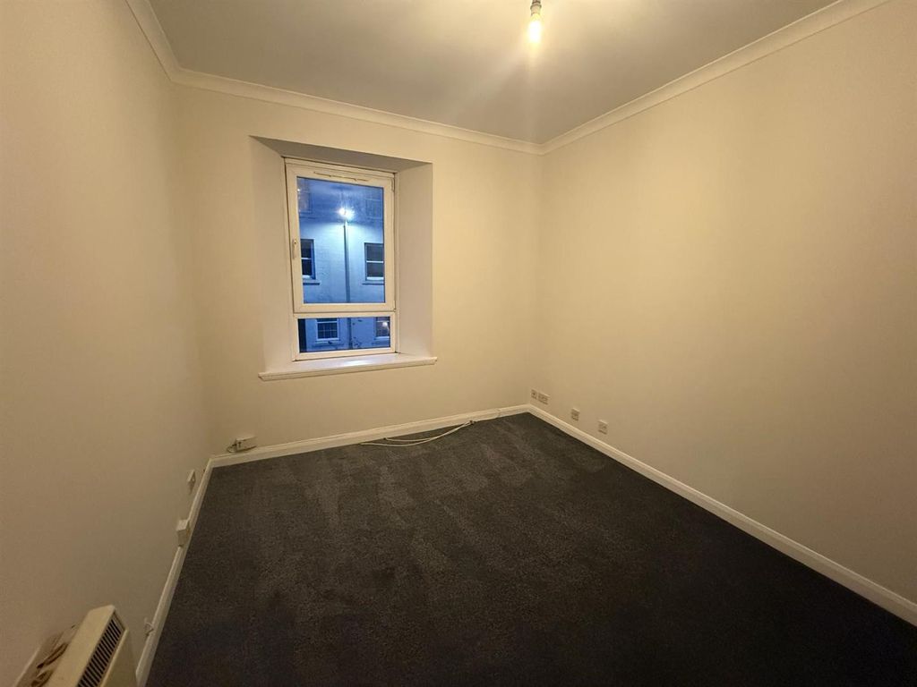 Property photo 3 of 7 Living Room - 2.Jpg