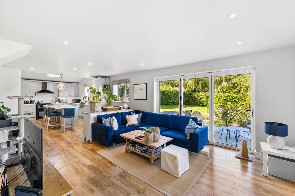 Additional image 4 of 5 bed detached house for saleSaxbys Lane, Lingfield RH7