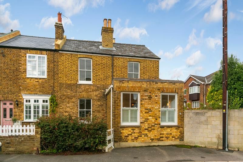 Property photo 1 of 20 School Road, East Molesey