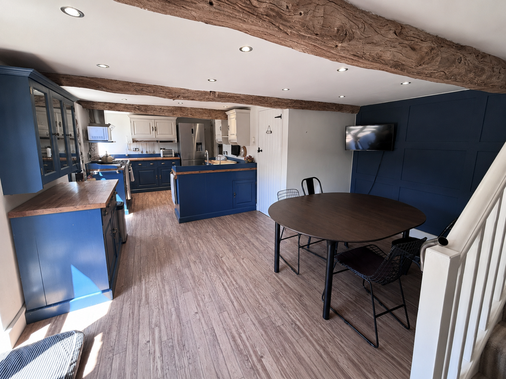 4 bed barn conversion to rentCombeinteignhead, Newton Abbot TQ12 photo 5
