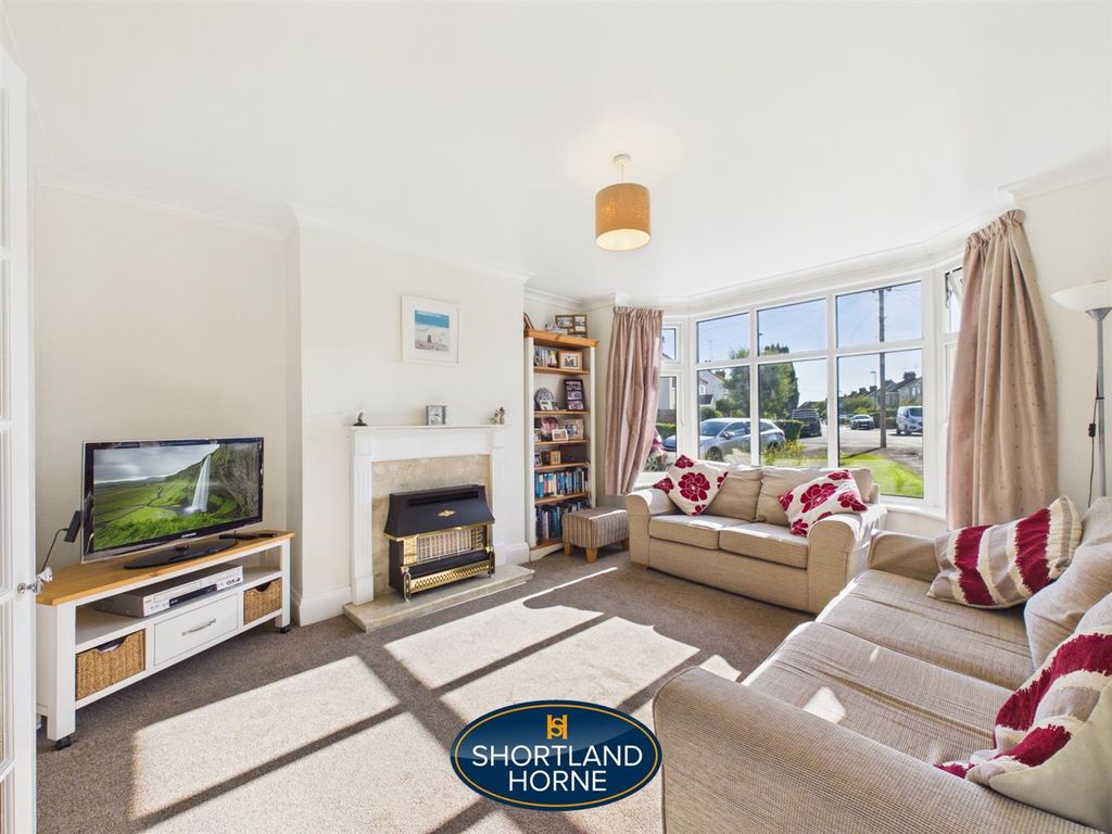 Property photo 3 of 27 Cam04377G0-Pr0434-Still016.Jpg