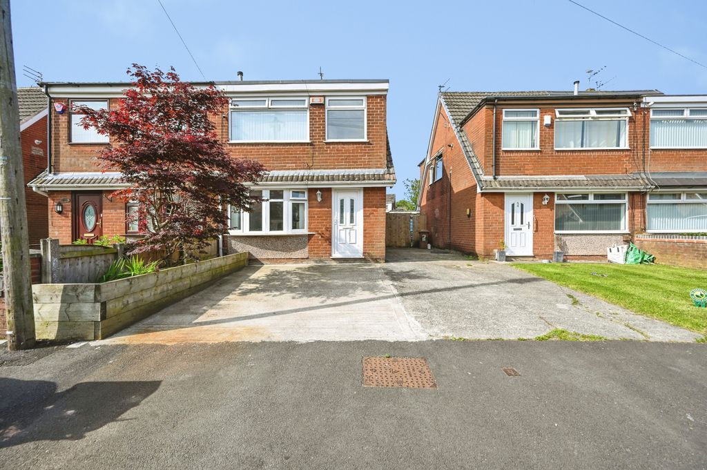 Property photo 1 of 15