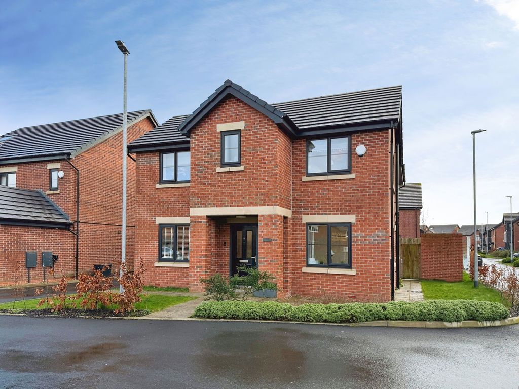 Property photo 1 of 21