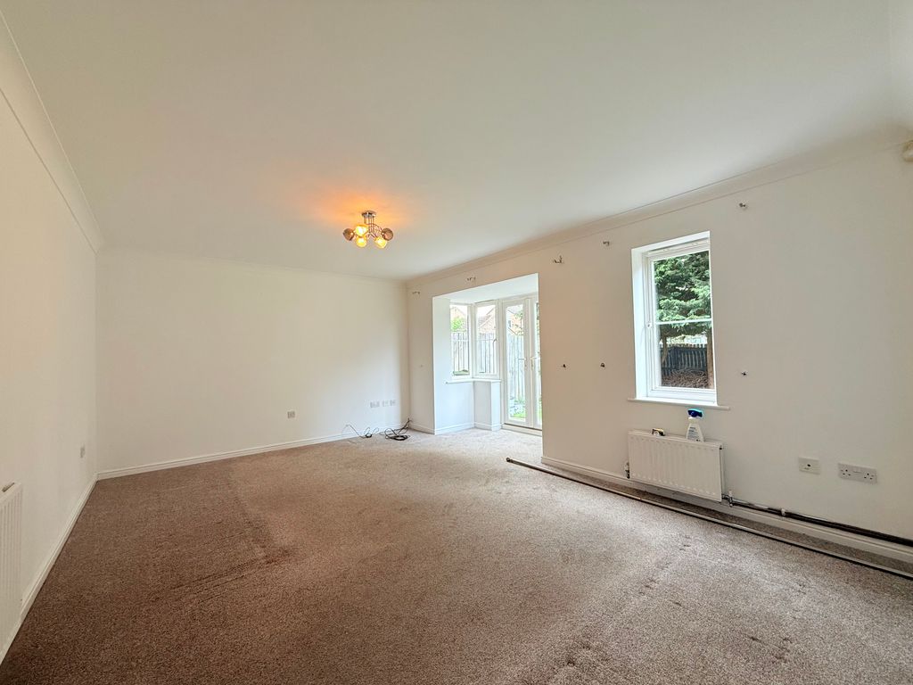 Property photo 3 of 3 Image