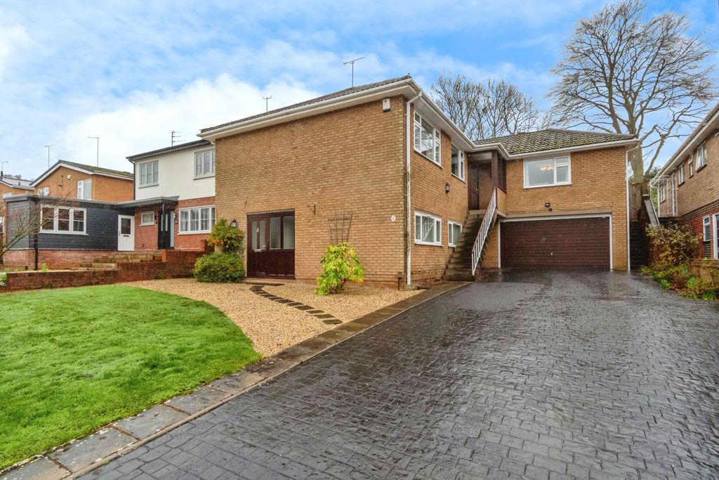 Property photo 1 of 22 Front