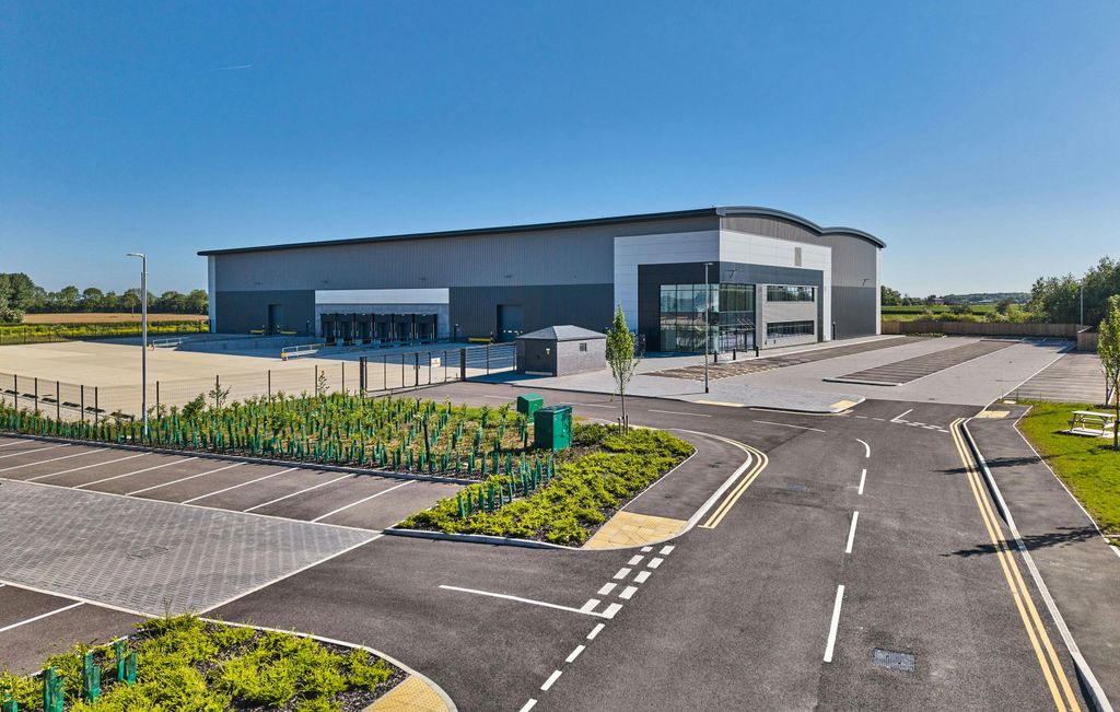 Property photo 1 of 6 Tassell_Sherburn42_Exteriors_May2025_0124-Sh58.Jpg