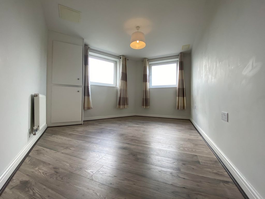 Property photo 1 of 7 Image