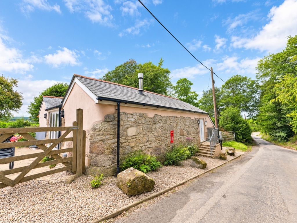 Property photo 1 of 8 1