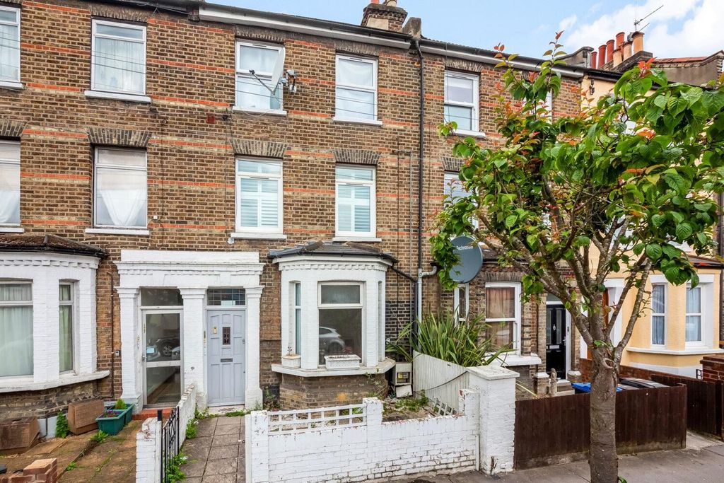 Property photo 1 of 10