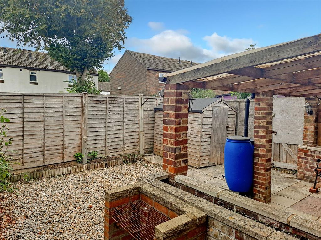 Property photo 2 of 12 Rear Garden