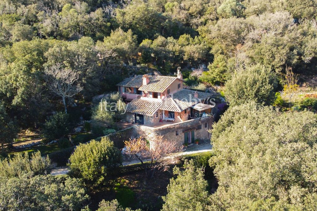 Property photo 2 of 50