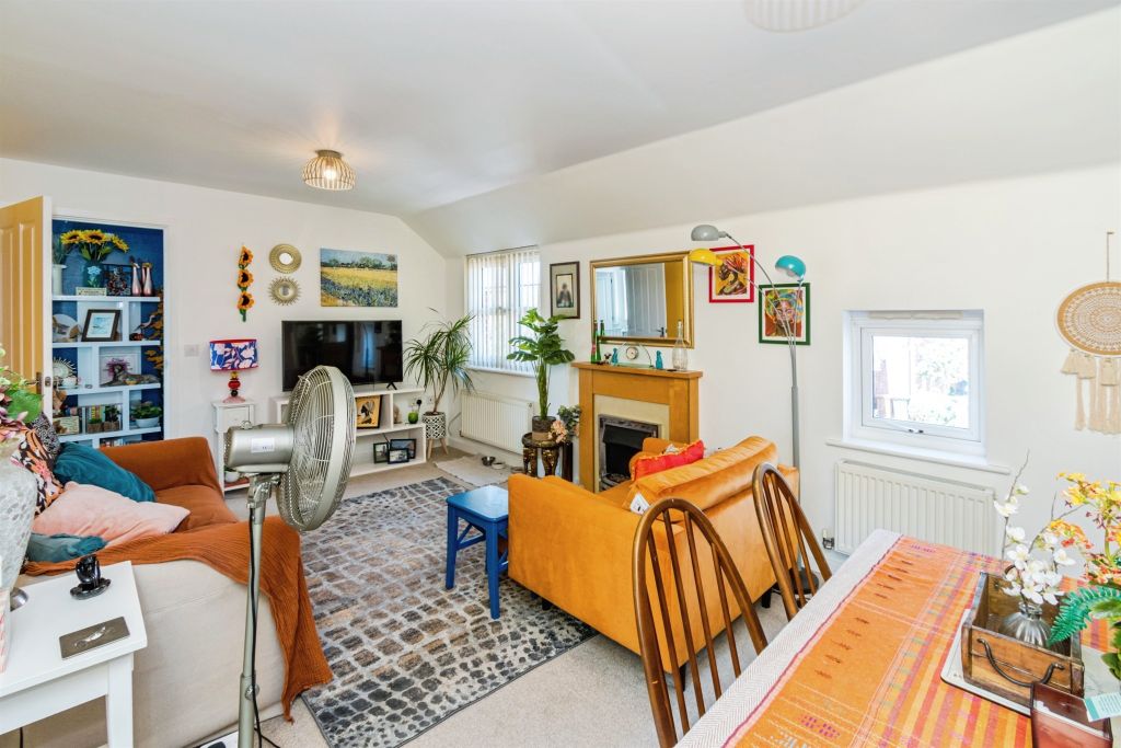 Property photo 3 of 16