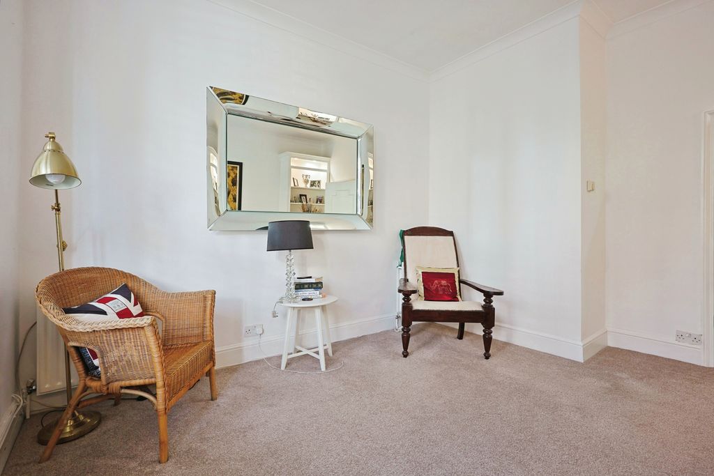 Property photo 3 of 5 Img_2174[1]