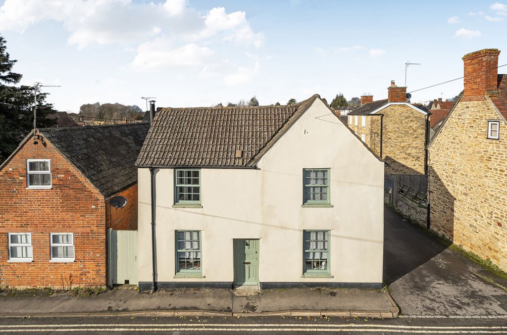 Property photo 1 of 18 Front