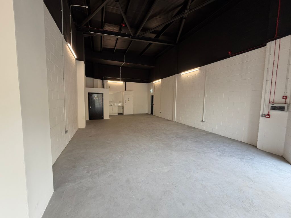 Property photo 2 of 3