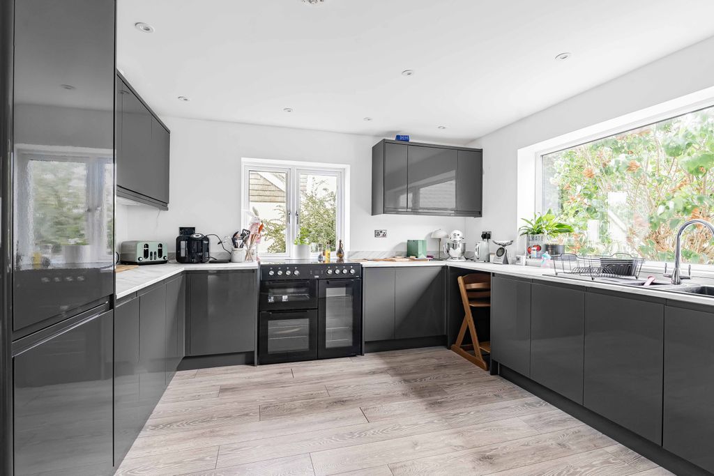 Property photo 2 of 23 24_83117