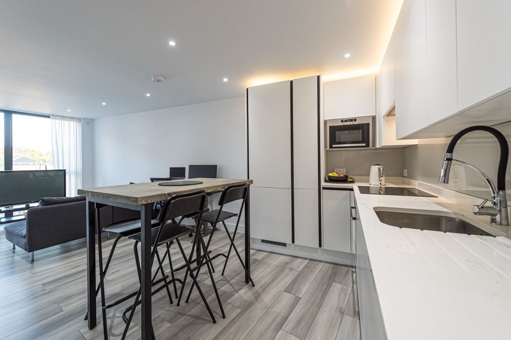 Property photo 1 of 22 5170370