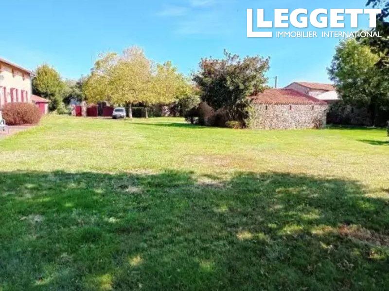 Property photo 3 of 10