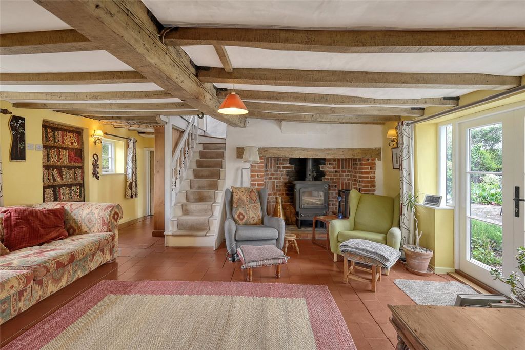 Property photo 3 of 14 Sitting Room
