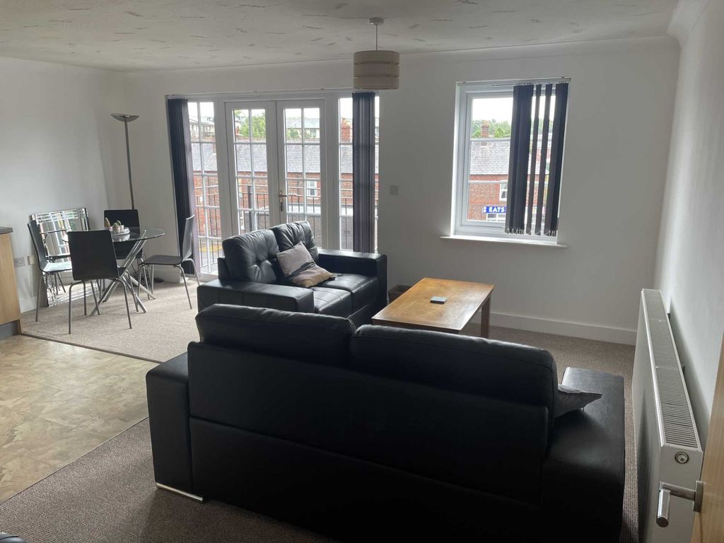 Property photo 3 of 9