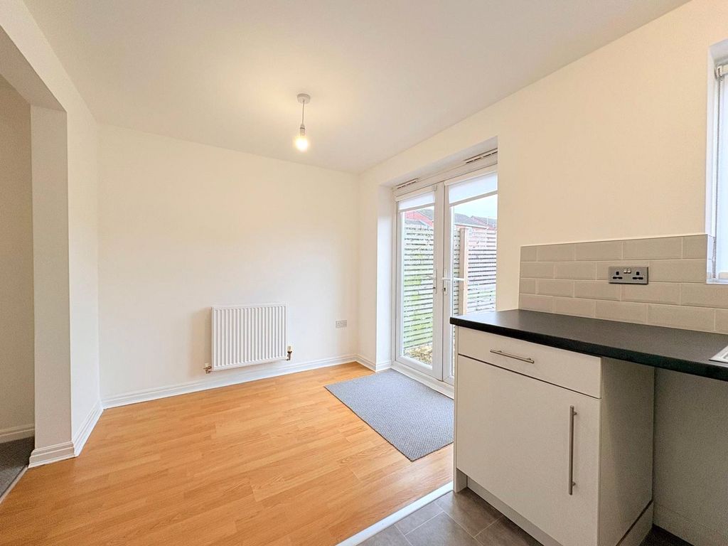 Property photo 3 of 11 Picture No. 15