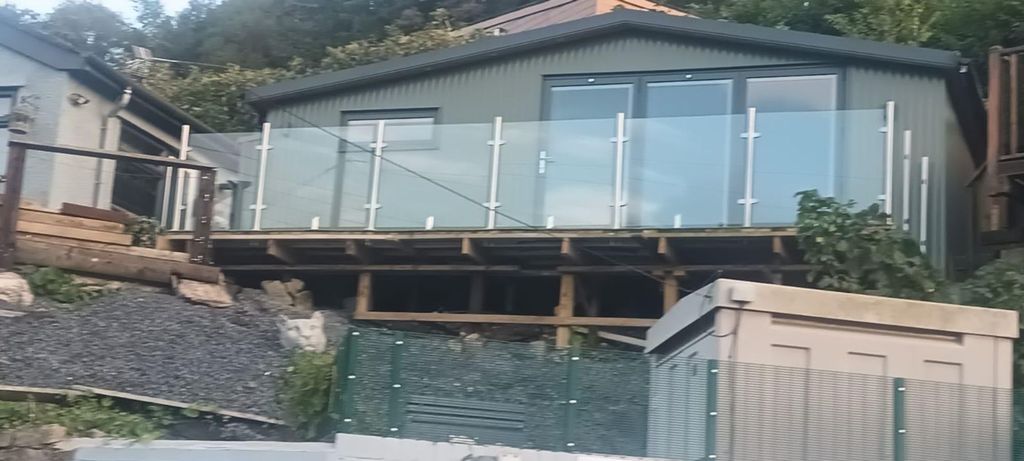 Property photo 1 of 33