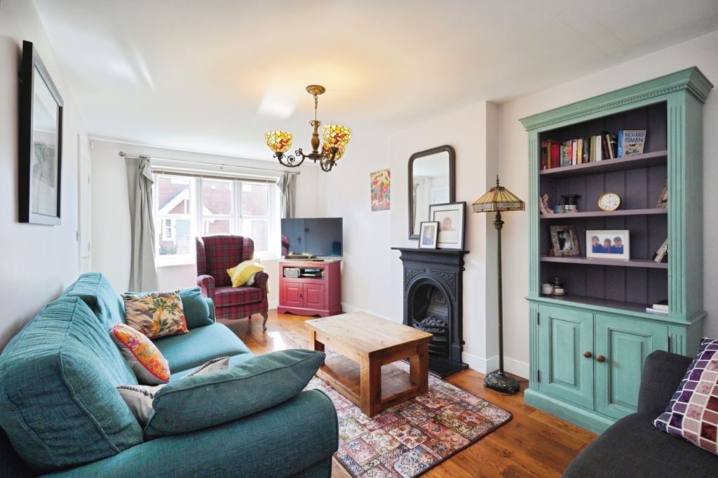 Property photo 3 of 15