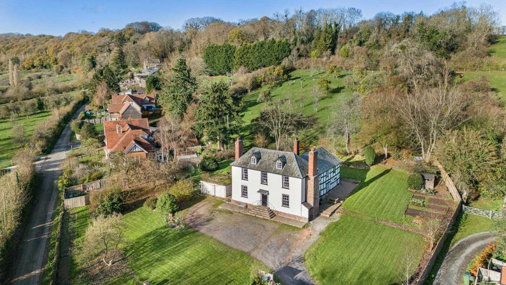 Property photo 1 of 38 19_68119.Jpg