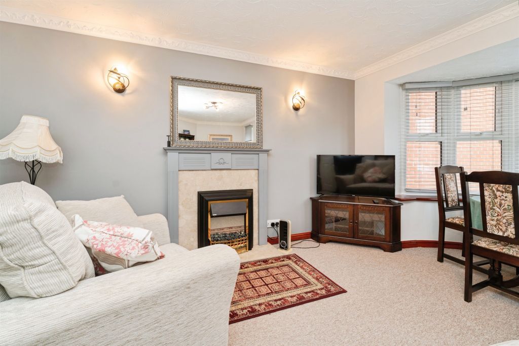 Property photo 2 of 11