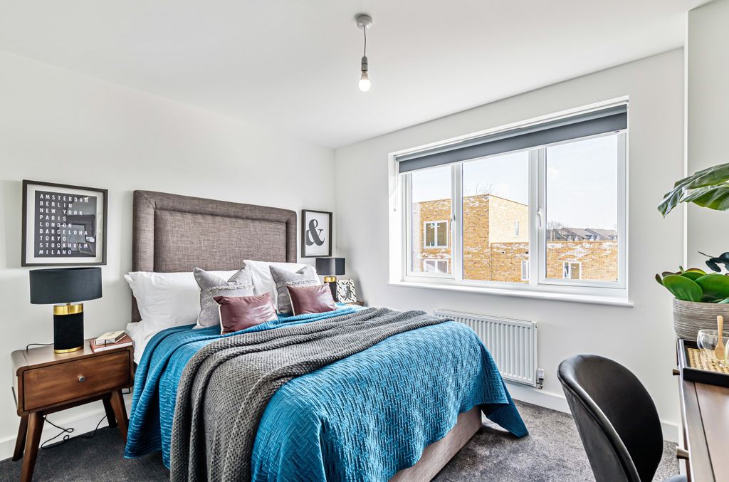 Property photo 3 of 4 Bedroom 1